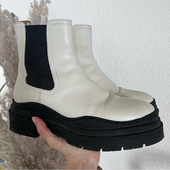 Free People Monroe White Chelsea Boots size 39 - Picture 6 of 9